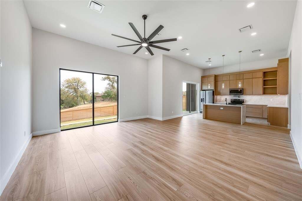 House in The Colony, Texas, United States 4 - 19021007