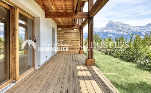 Wohnung in Demi-Quartier, Auvergne-Rhone-Alpen, Frankreich 1