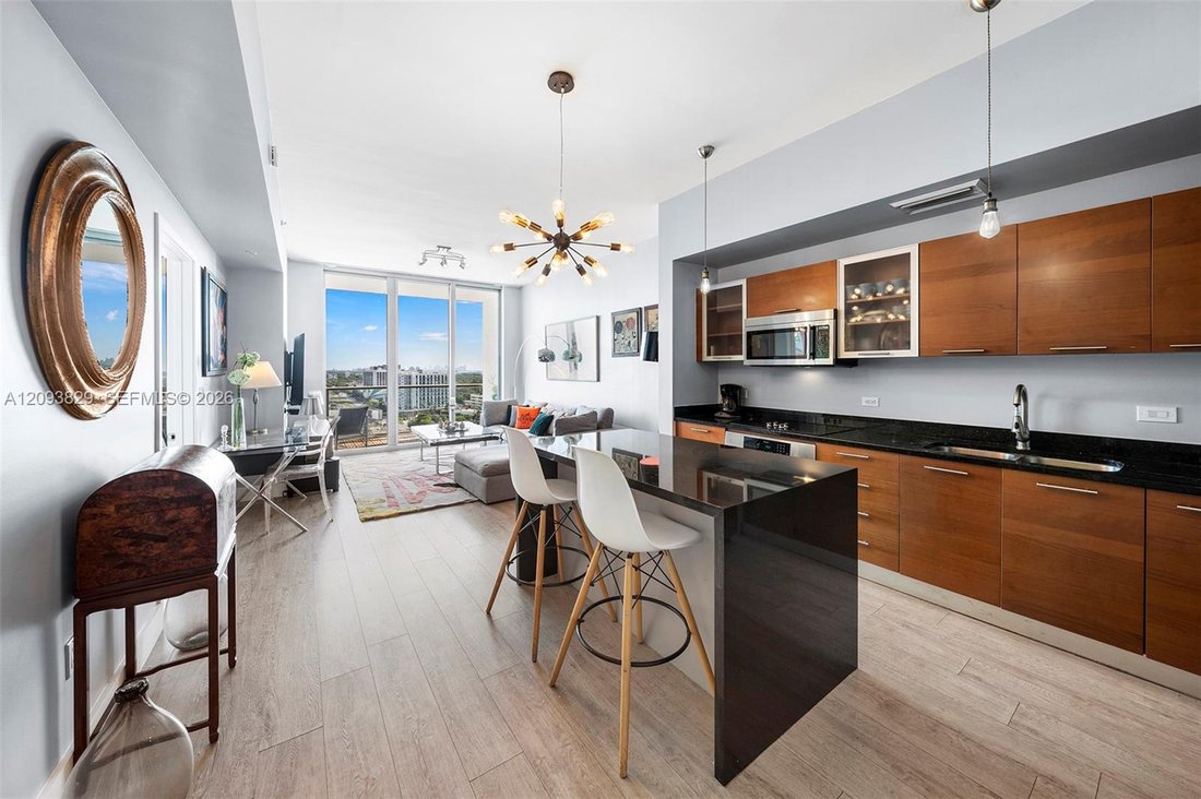 Condo in Miami, Florida, United States 4 - 19025169