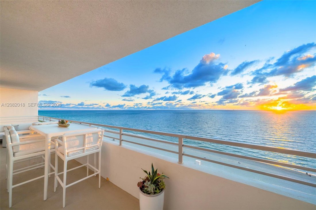 Condo in Miami Beach, Florida, United States 5 - 19025090