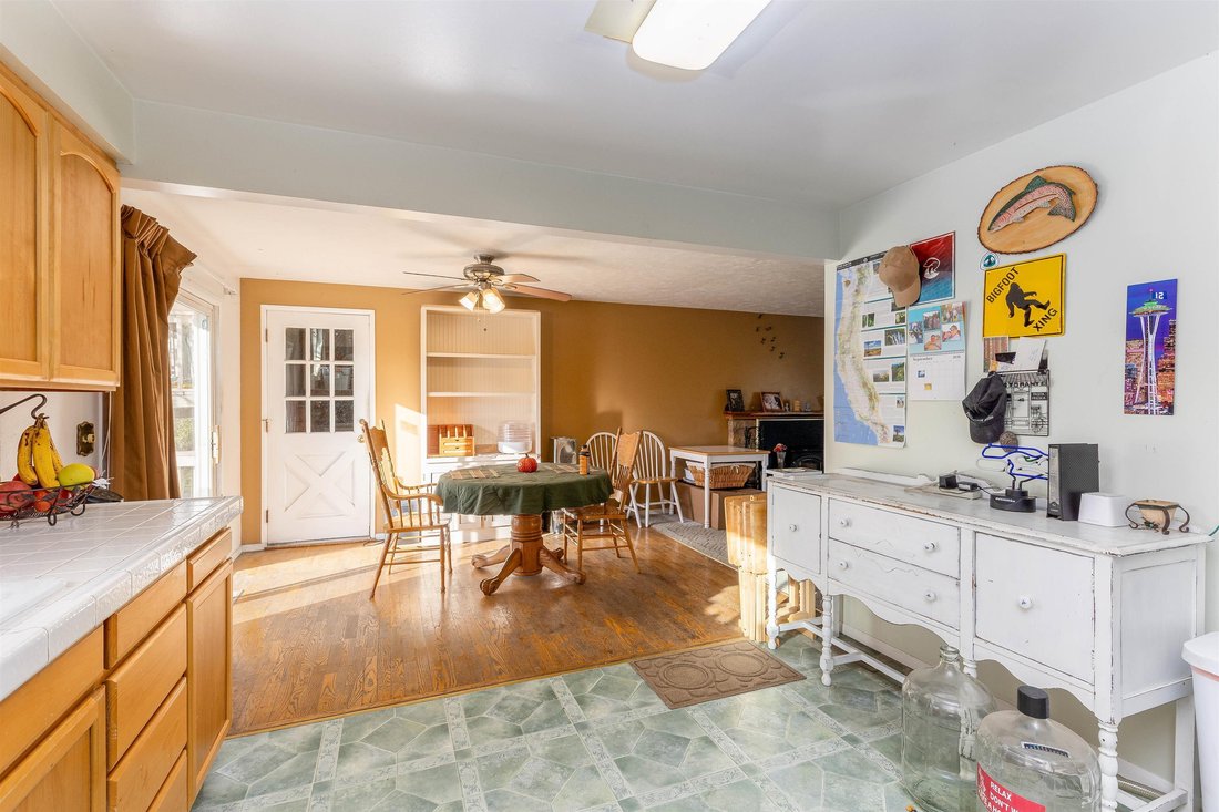 House in Chattaroy, Washington, United States 2 - 19026843