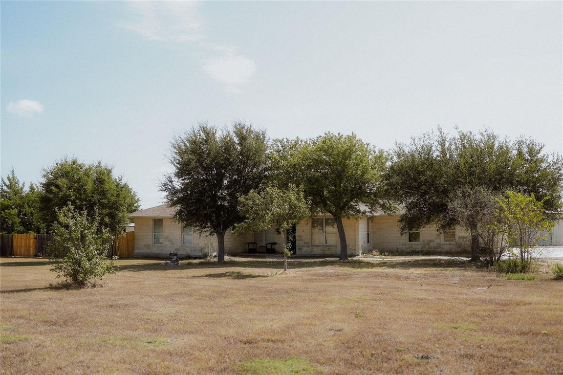 House in Coupland, Texas, United States 2 - 19024005