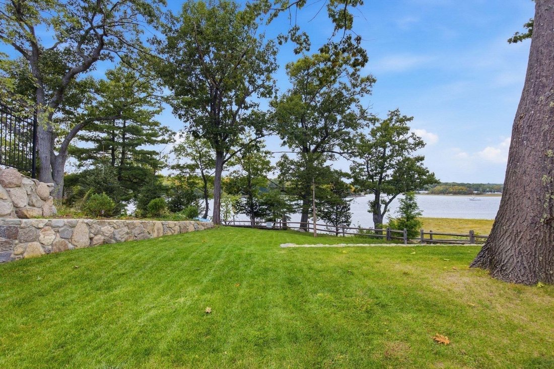 Condo in Gloucester, Massachusetts, United States 2 - 19014900