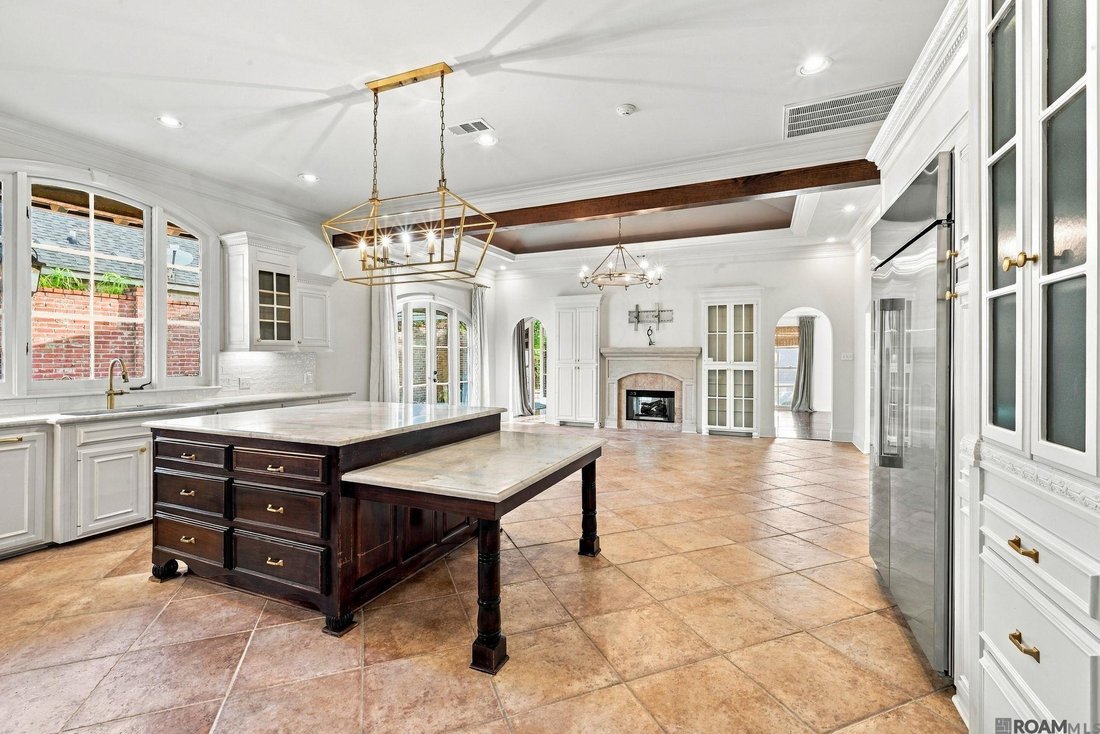 House in Baton Rouge, Louisiana, United States 5 - 19030982