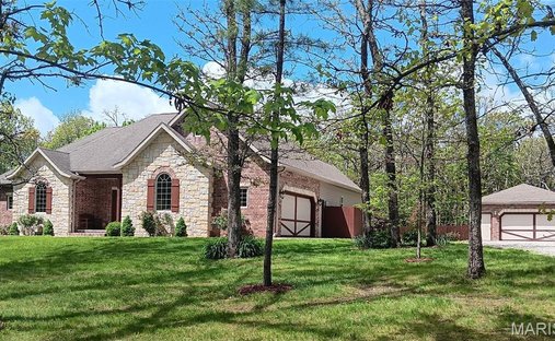 House in Lebanon, Missouri, United States 1