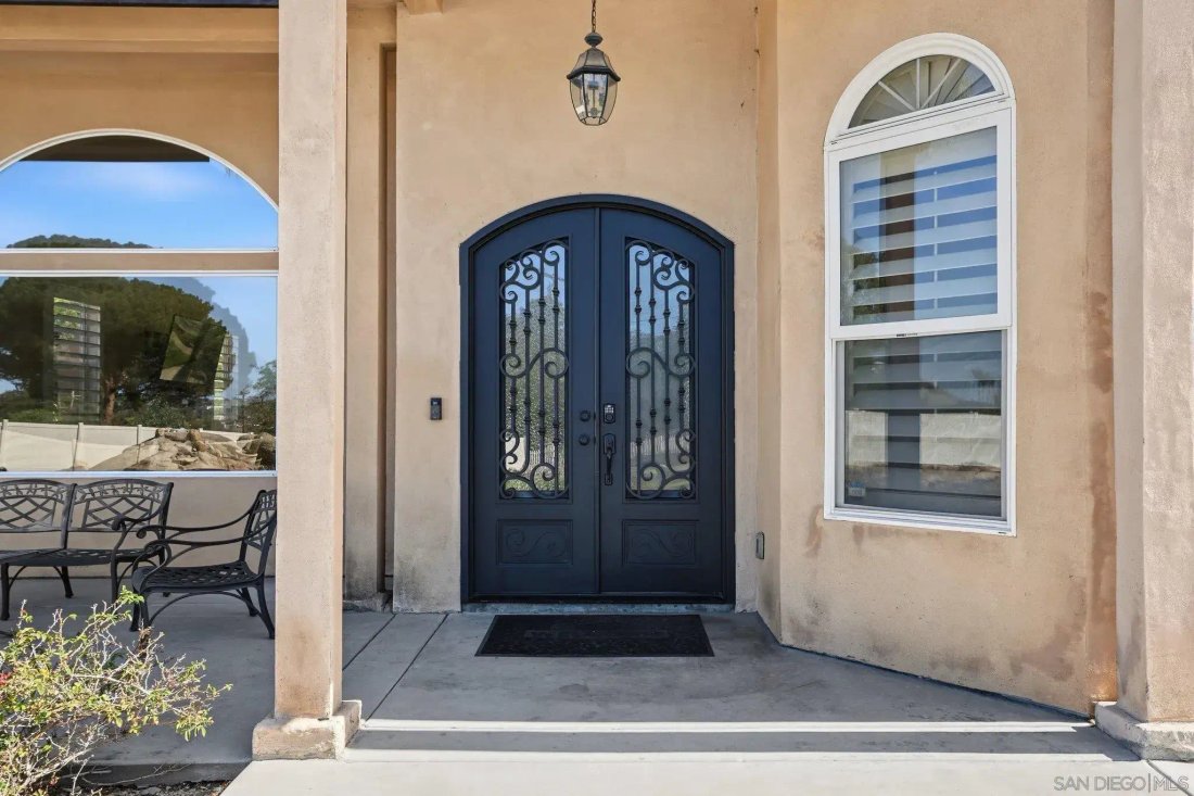 House in El Cajon, California, United States 3 - 19022586