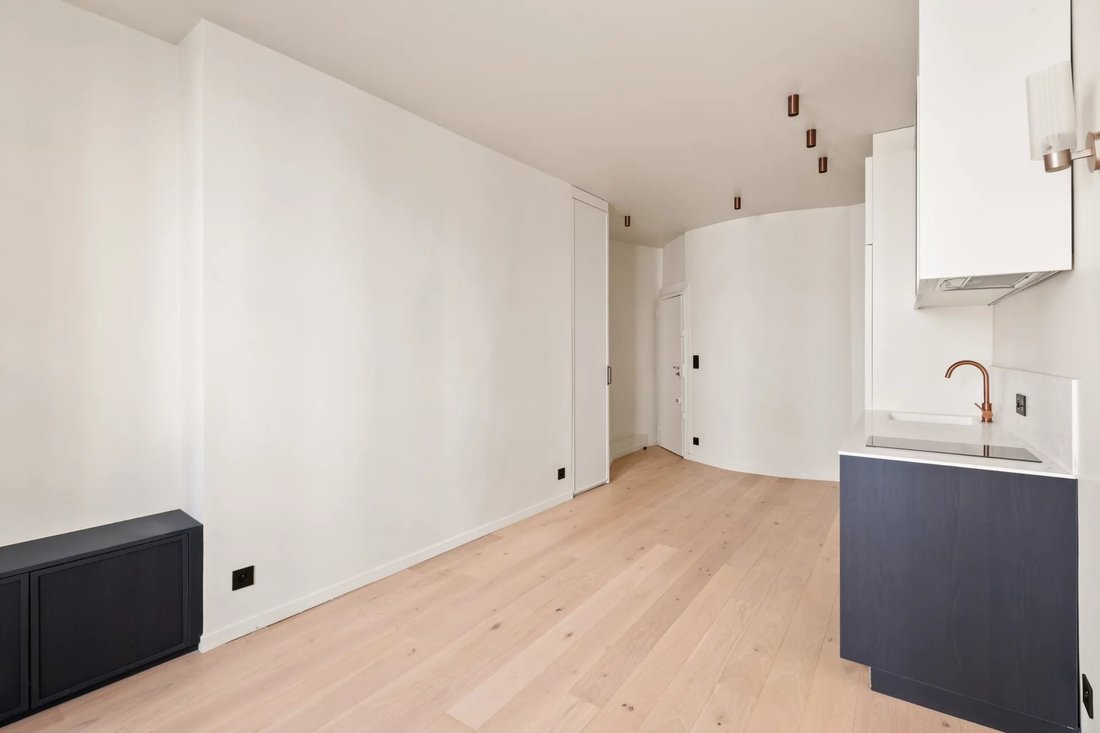 Apartment in Lafayette-Richer, Paris 9e Arrondissement, Paris 4 - 19029971