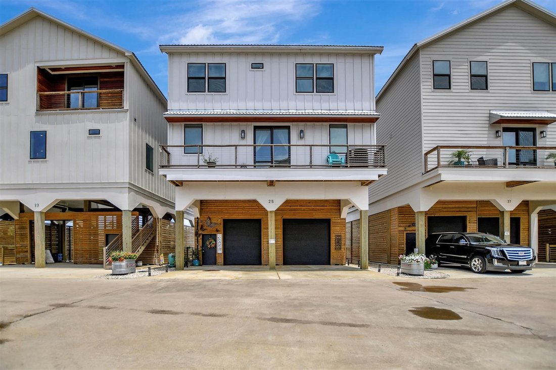 House in Seabrook, Texas, United States 1 - 19027634