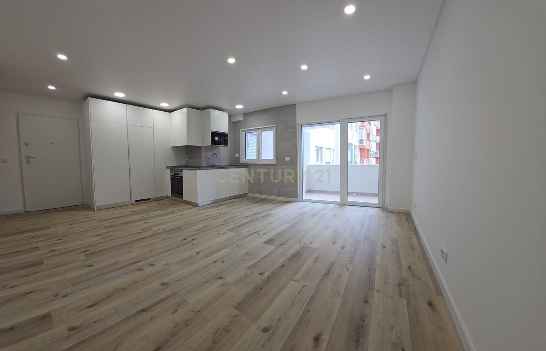 Wohnung in Rio de Mouro, Lissabon, Portugal 2 - 19032681
