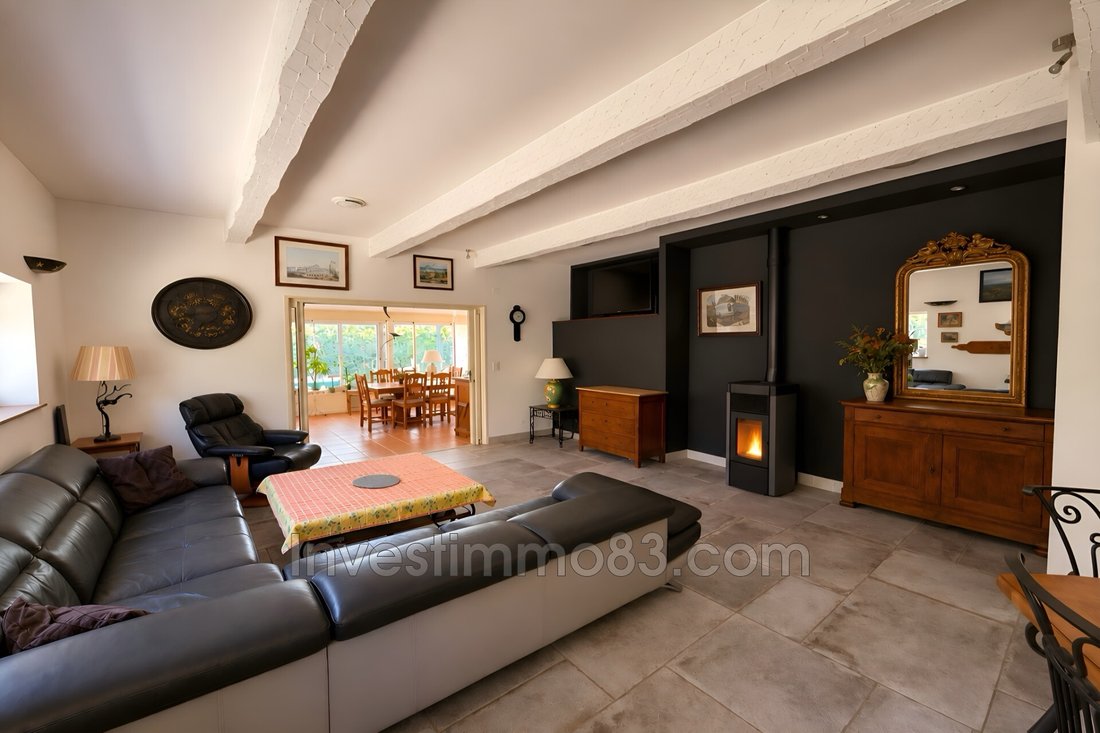 Villa in Pourrieres, Provence-Alpes-Côte d'Azur, France 4 - 19021441