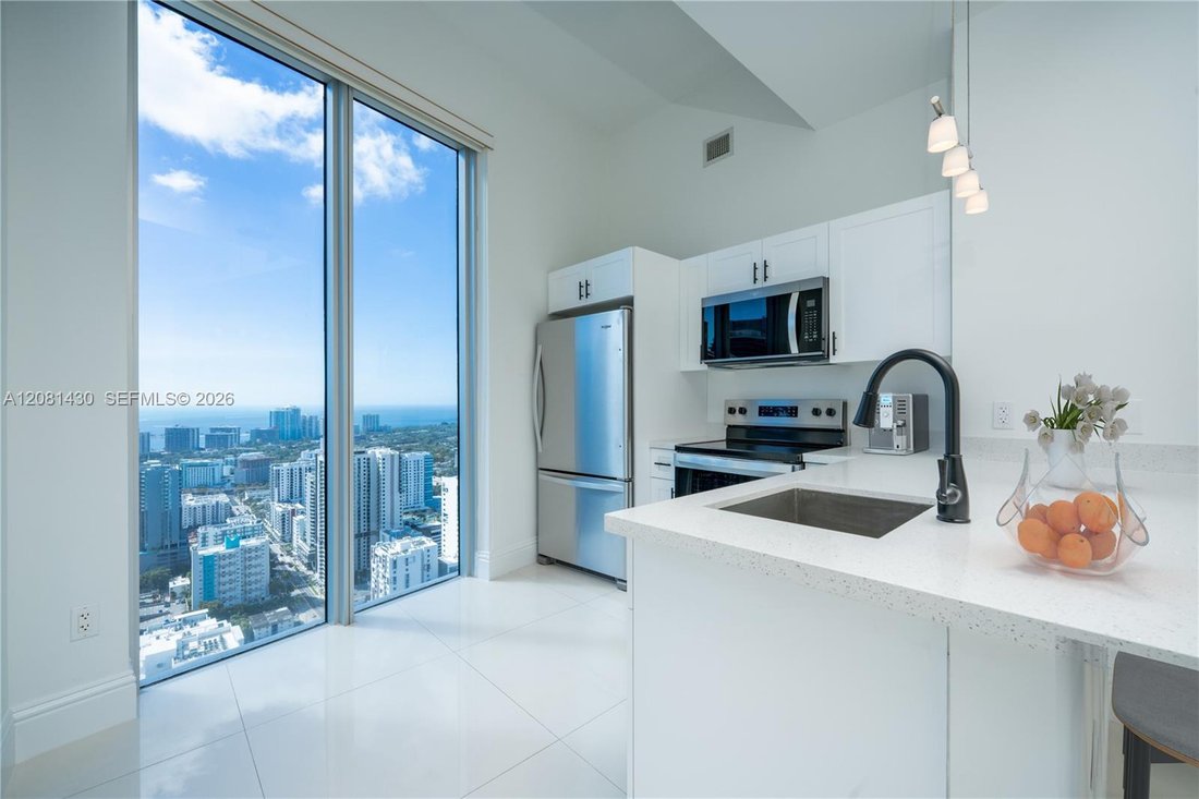 Condo in Miami, Florida, United States 2 - 19025141