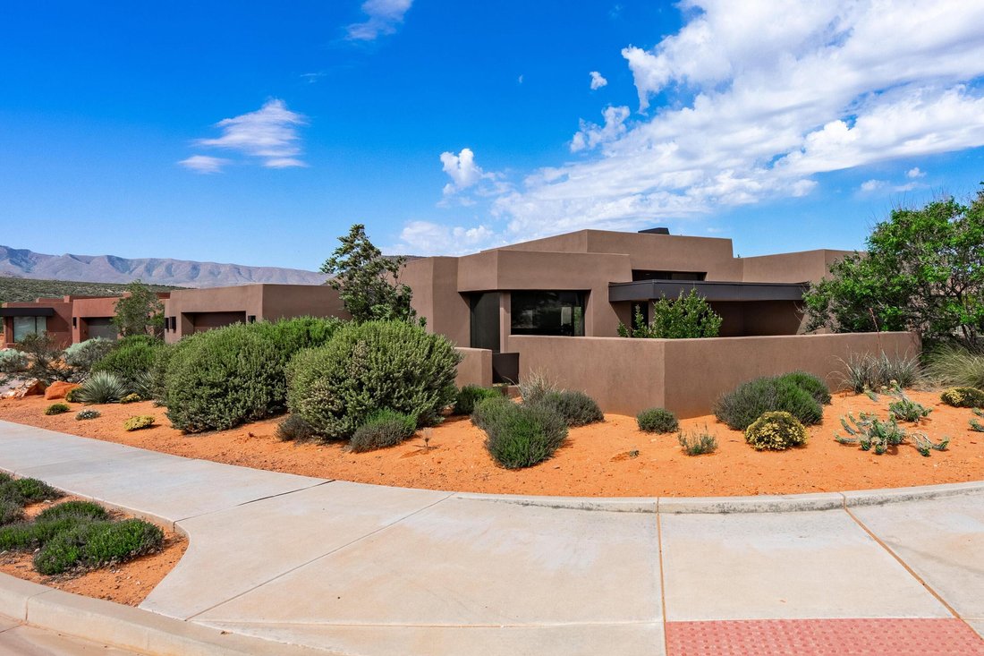 House in Ivins, Utah, United States 2 - 19022751