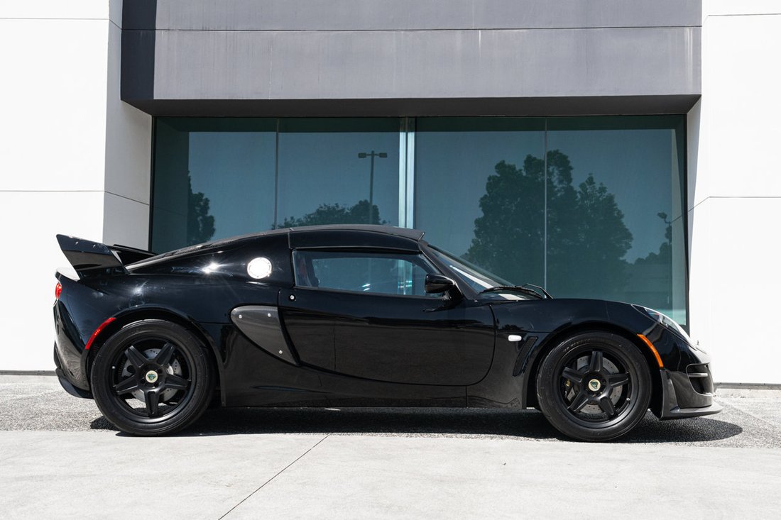 Coupe in Thousand Oaks, CA, United States 4 - 19027570