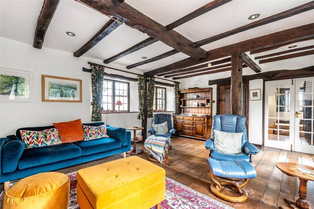 House in Abinger Hammer, England 4 - 19020773