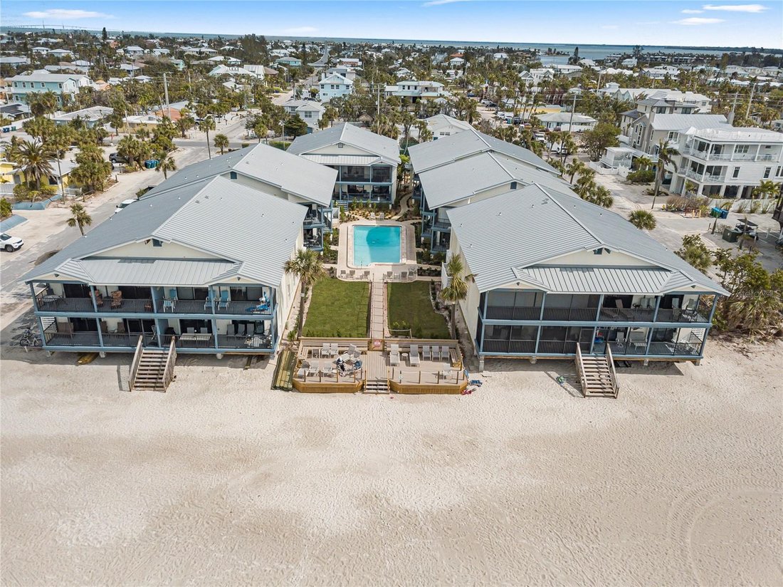 Condo in Holmes Beach, Florida, United States 1 - 19023424