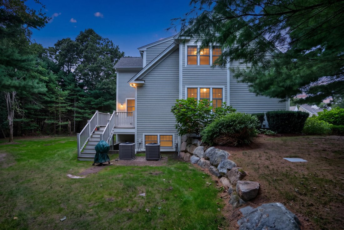 Condo in Mashpee, Massachusetts, United States 3 - 19027462