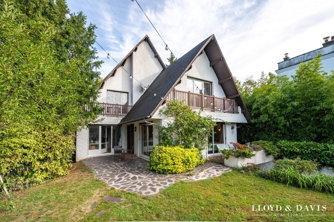 House in Bourg-La Feuillaume Nord, La Celle-Saint-Cloud, France 2 - 19026686