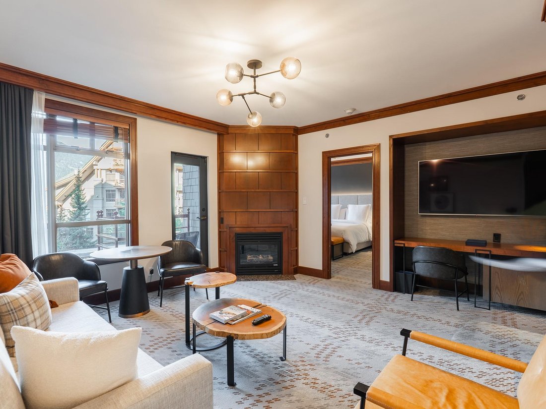 Condo in Whistler, British Columbia, Canada 2 - 19035049