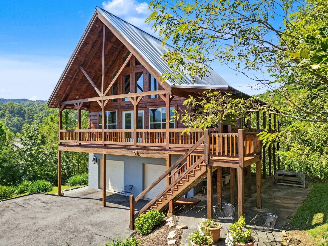 House in Gatlinburg, Tennessee, United States 3 - 19030710