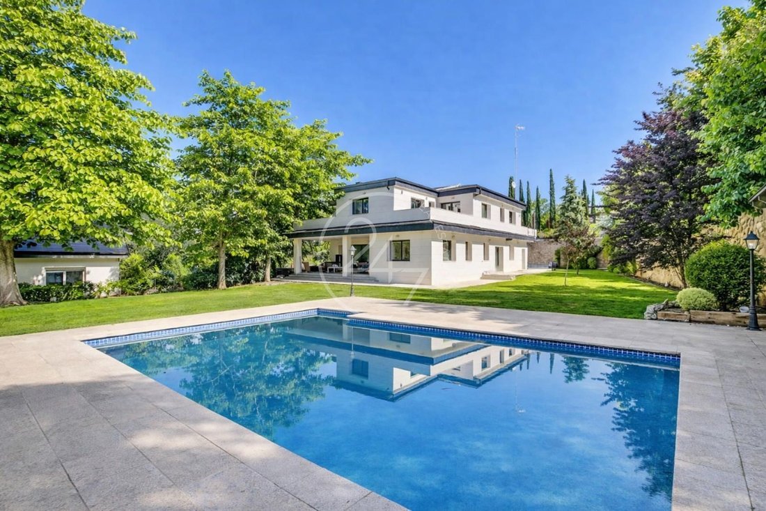 House in Boadilla del Monte, Comunidad de Madrid, Spain 1 - 19020279