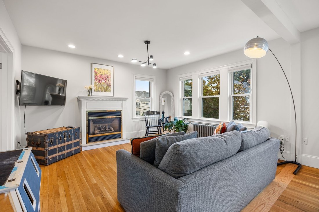 Apartment in Arlington, Massachusetts, United States 3 - 19021650