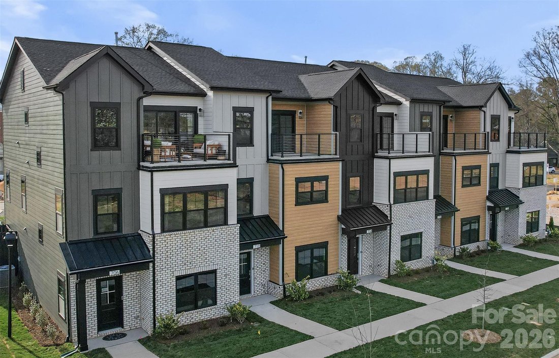 Villa in Huntersville, North Carolina, United States 1 - 19028056