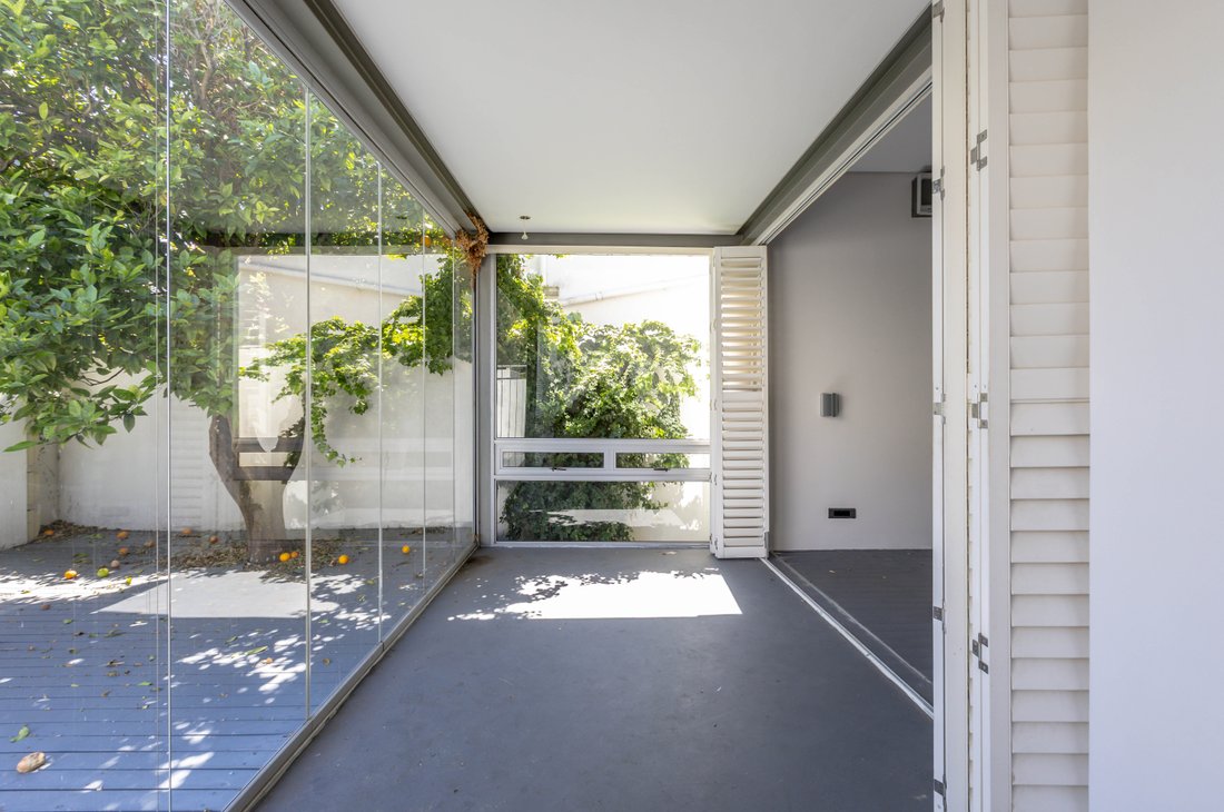 Gardens, City Bowl, Cape Town 2 - 19028500
