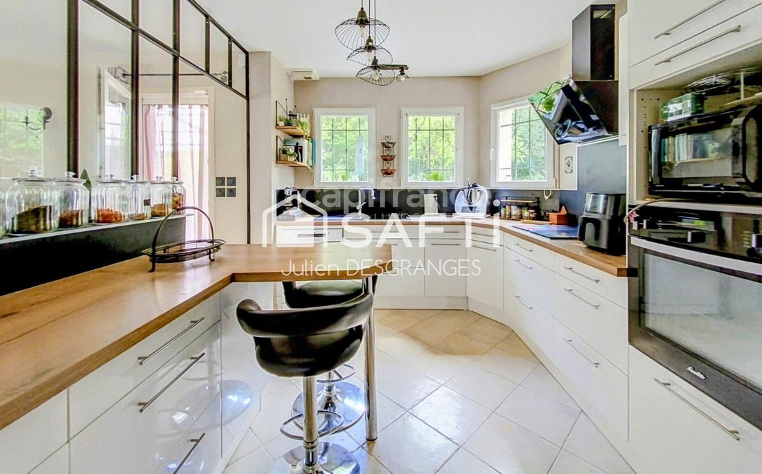 House in Saint-Avertin, Centre-Val de Loire, France 3 - 19028603