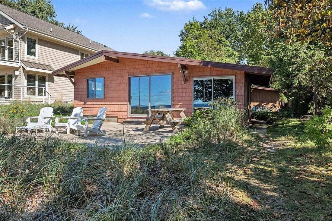 House in West Olive, Michigan, United States 2 - 19032482