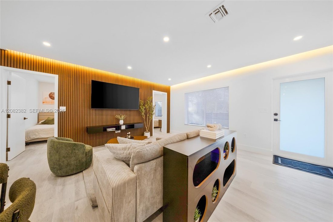 House in Miami, Florida, United States 5 - 19024921