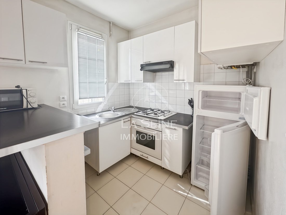 Appartamento a Violet Commerce, Paris 15e Arrondissement, Parigi 4 - 19026675