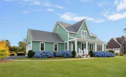 House in South Kingstown, Rhode Island, United States 1