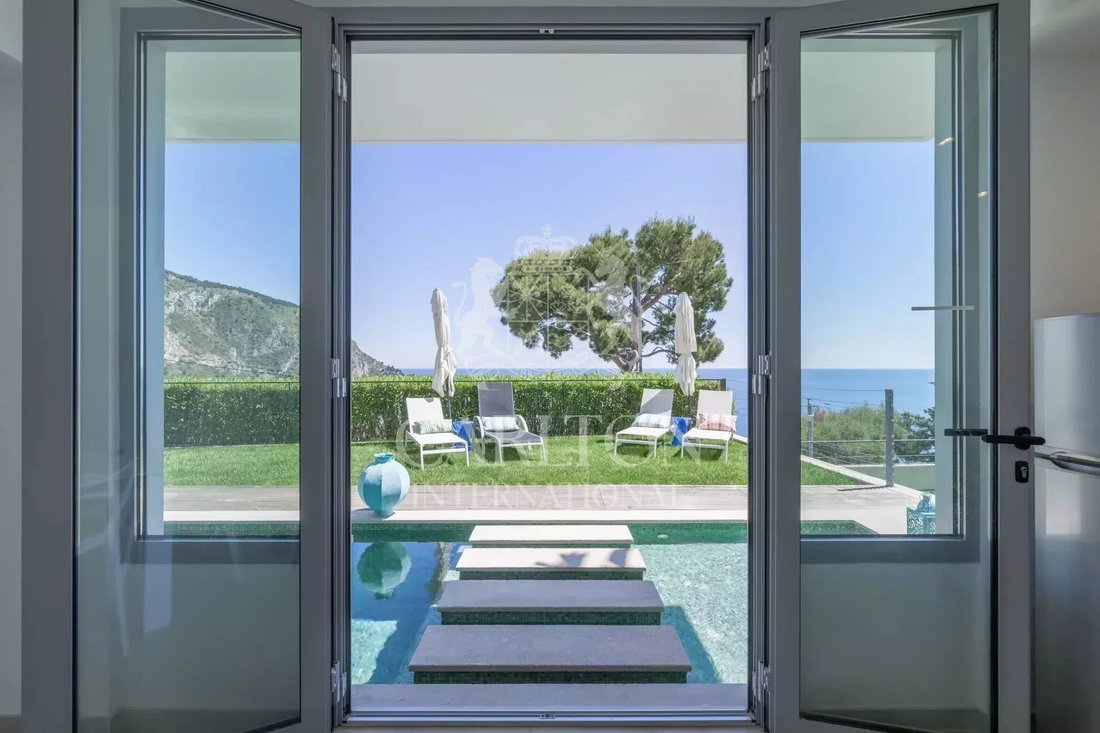 Villa in Èze, Provence-Alpes-Côte d'Azur, France 1 - 19034230