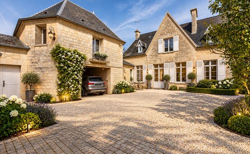 Centre, Soissons, France 1