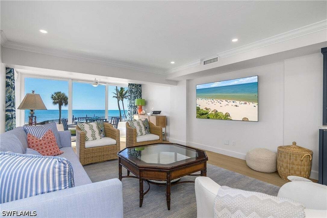 Condo in Naples, Florida, United States 1 - 19022875