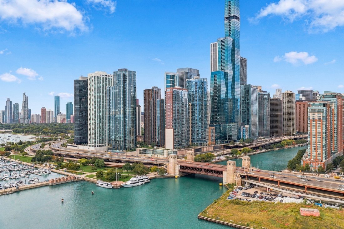 Condo in Chicago, Illinois, United States 1 - 19028062