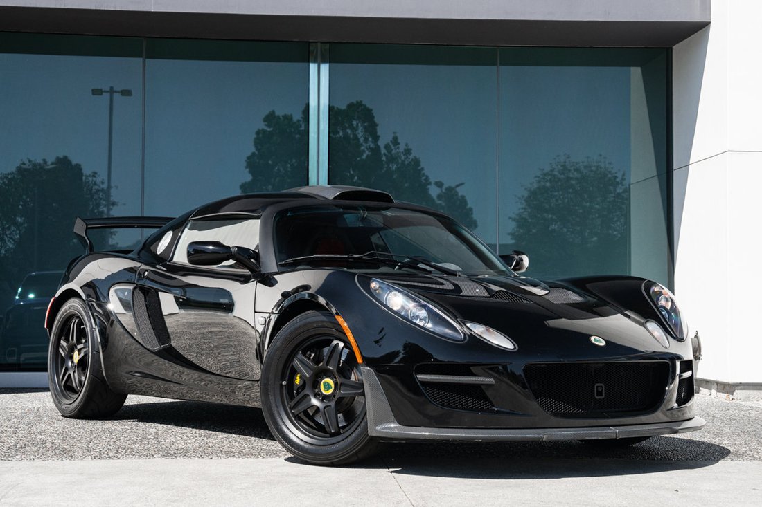Coupe in Thousand Oaks, CA, United States 1 - 19027570