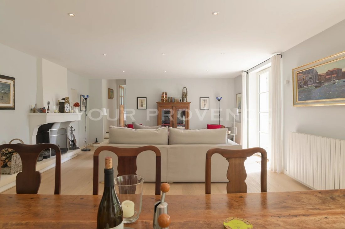 Estate in Goult, Provence-Alpes-Côte d'Azur, France 5 - 19032799