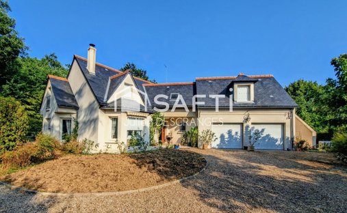 House in Saint-Avertin, Centre-Val de Loire, France 1