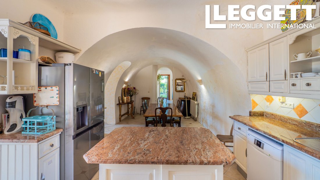 Villa in Correns, Provence-Alpes-Côte d'Azur, France 5 - 15560077