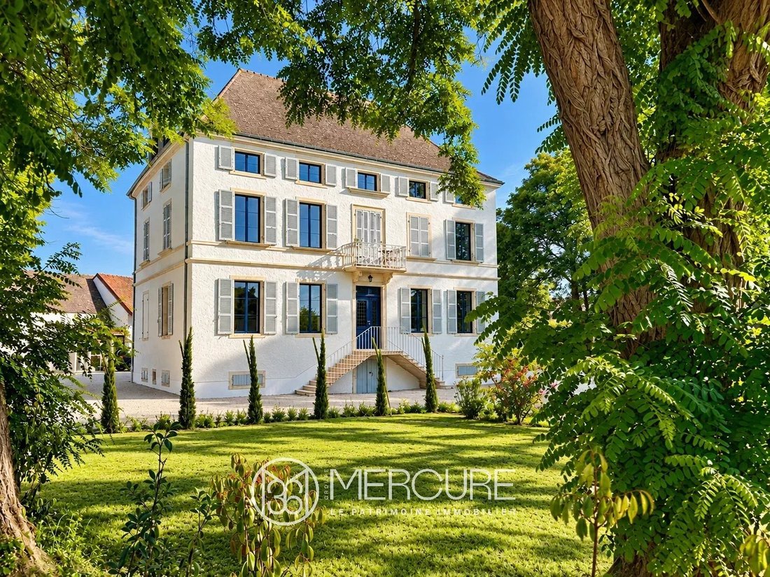 Estate in Chalon-sur-Saone, Bourgogne – Franche-Comté, France 2 - 16408452