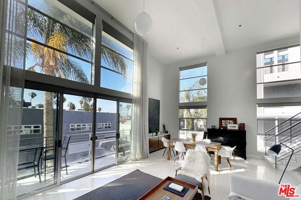 Condo in Marina del Rey, California, United States 1 - 19023220