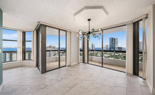 Condo in Aventura, Florida, United States 1