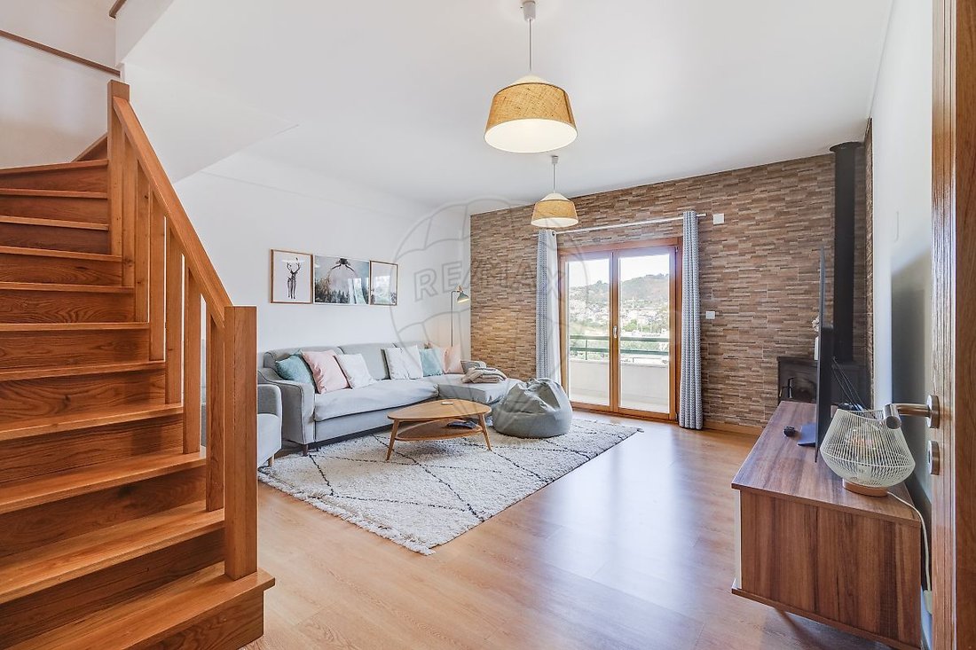 Apartment in Ramada e Canecas, Lisbon, Portugal 4 - 19028001
