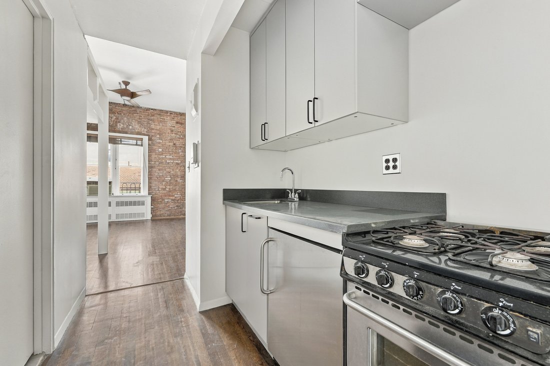 Co Op in New York, New York, United States 3 - 19024889