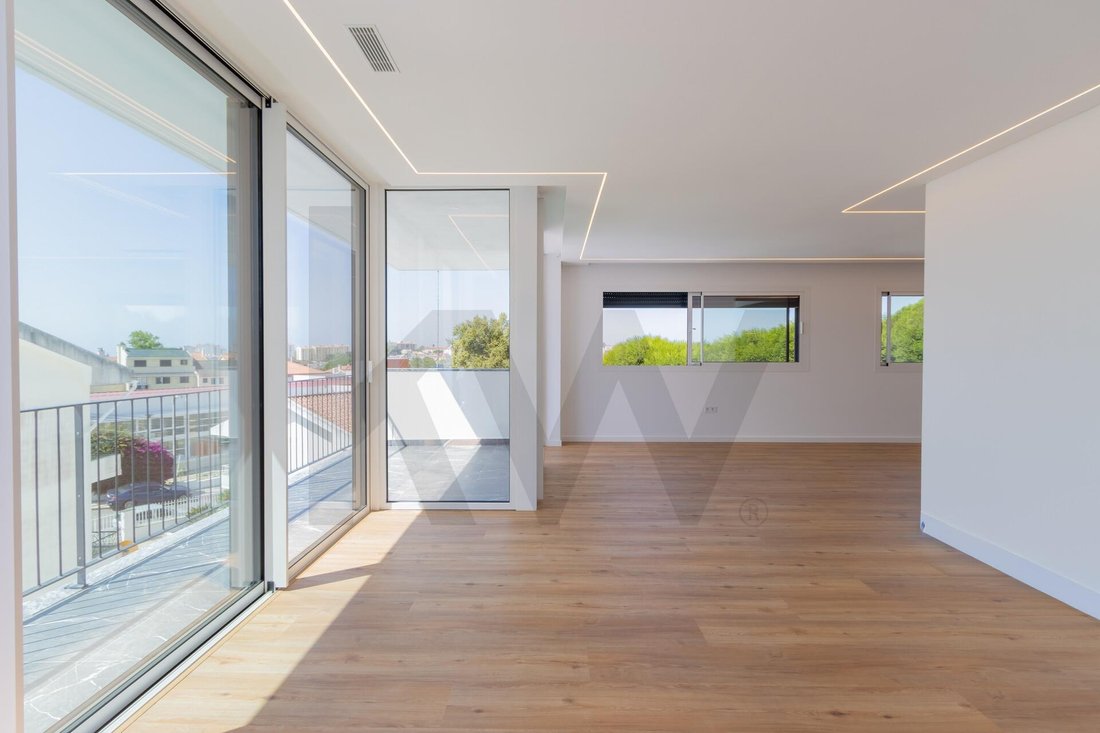 Townhouse in Alcabideche, Lisbon, Portugal 4 - 19027928