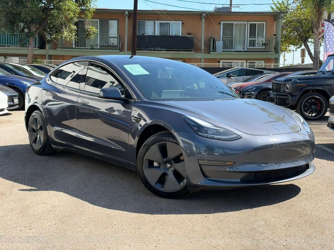 Sedan in Azusa, CA, United States 1 - 19028314