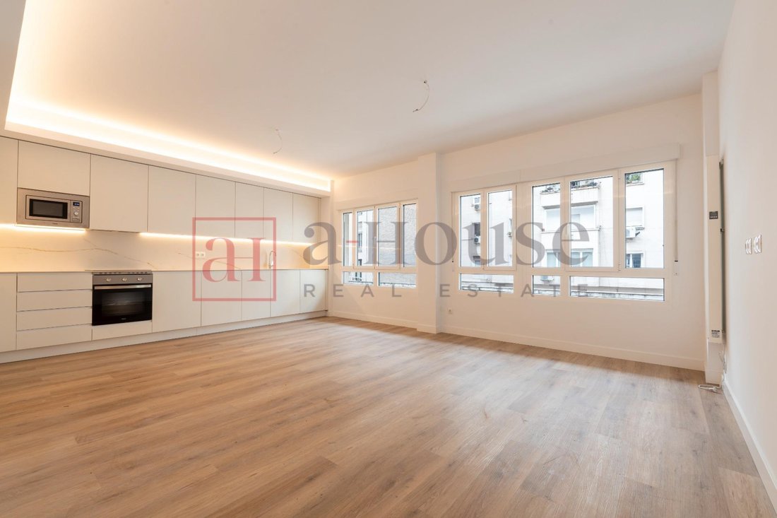 Apartment in Chamberi, Madrid, Spain 1 - 19029612