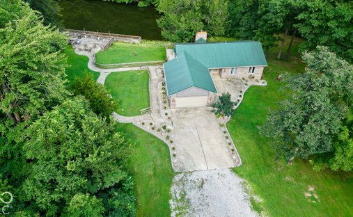 House in Quincy, Indiana, United States 1
