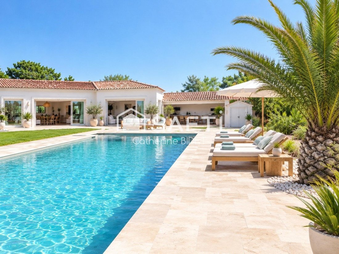 Casa en Aimargues, Occitania, Francia 1 - 16540103